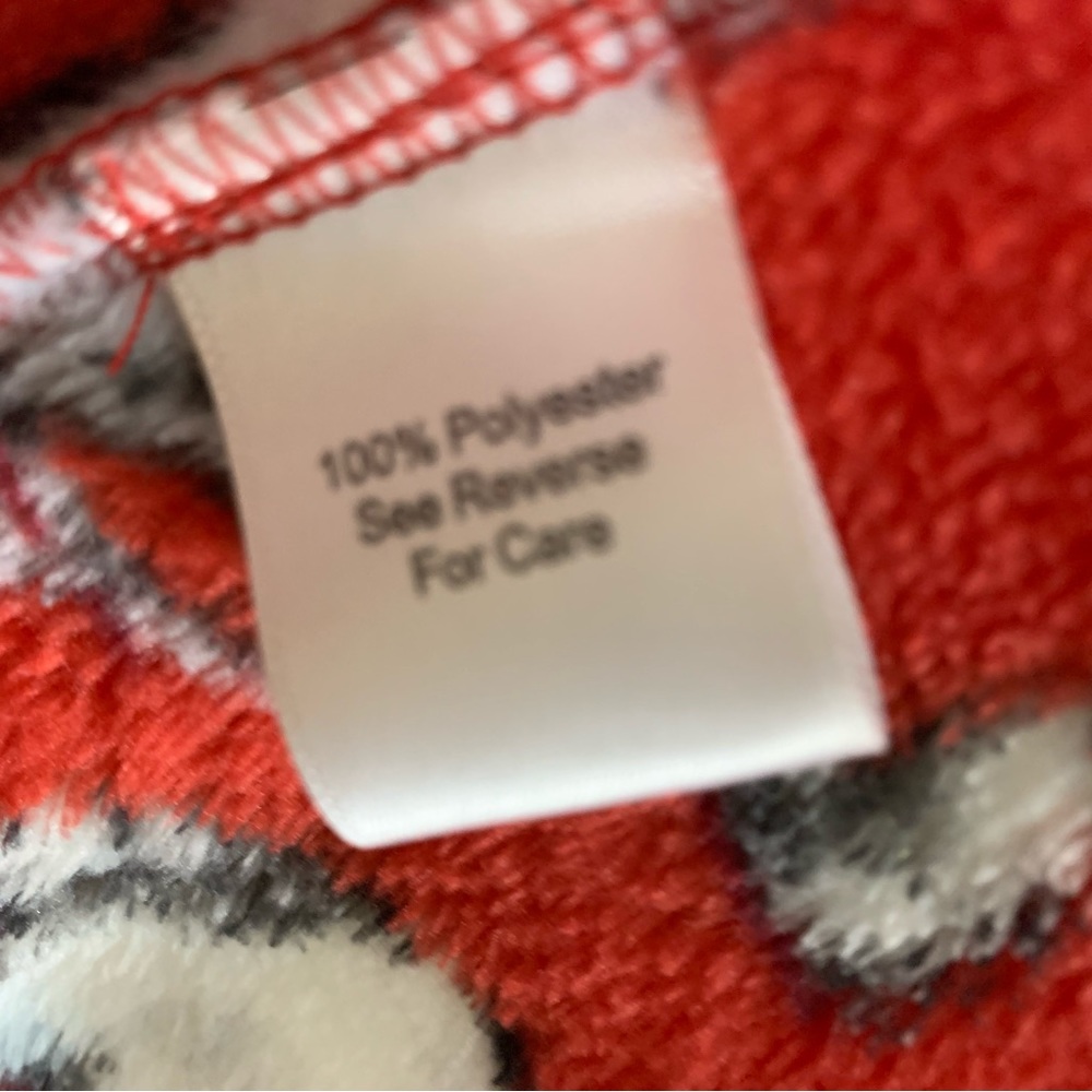 VERA BRADLEY Berry Merry Red Hooded Fleece Robe - Picture 8 of 9